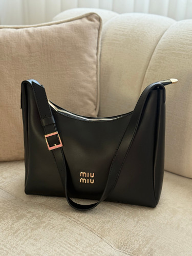 کیف miu miu